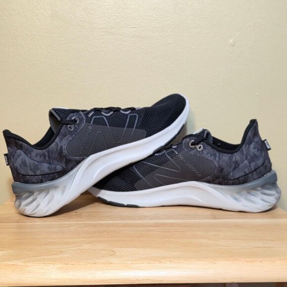 New Balance Fresh Foam Roav V2 Black Grey Running Shoes MROAVCK2 Men's Size 13 - Picture 4 of 7